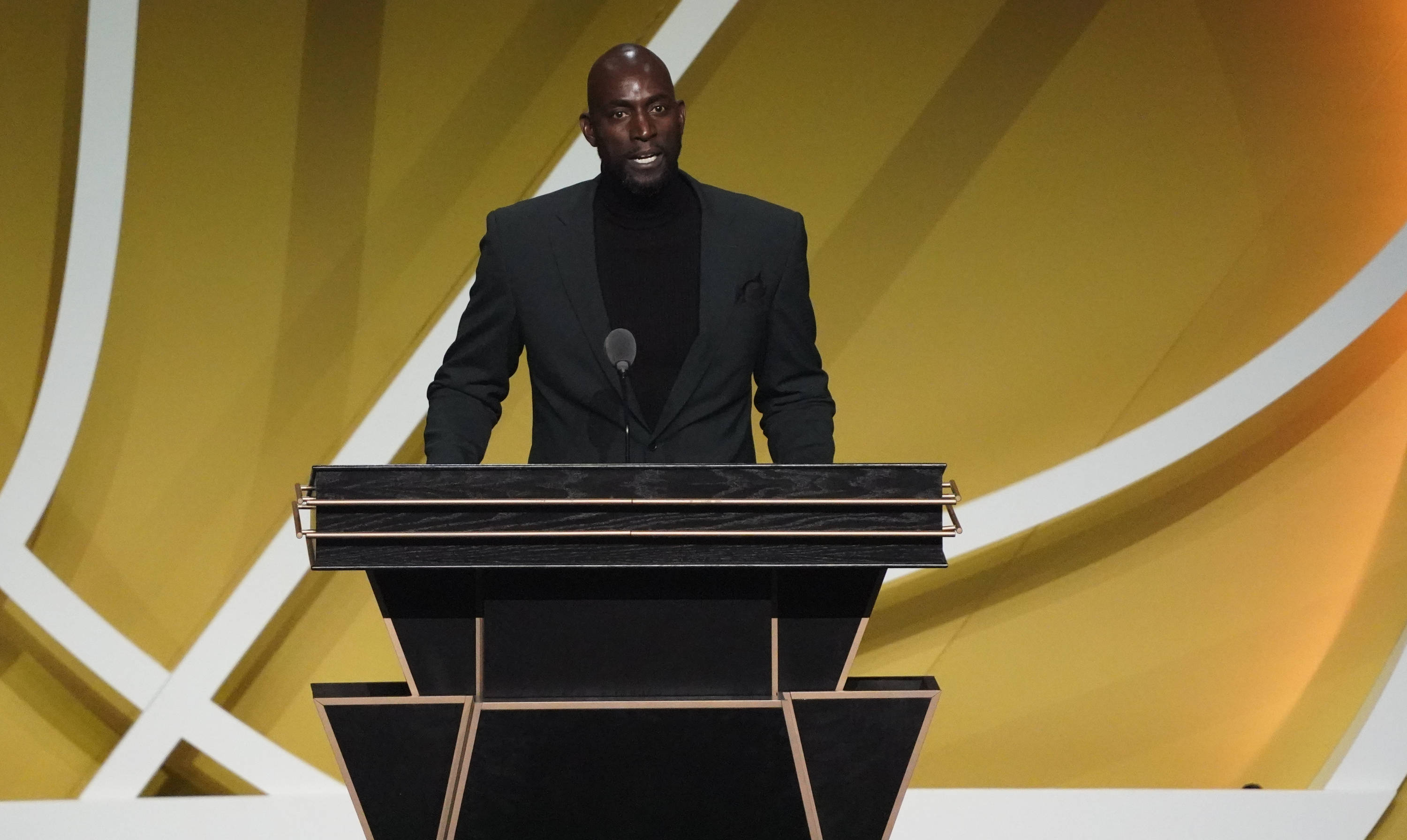 而不失张力 而不失张力