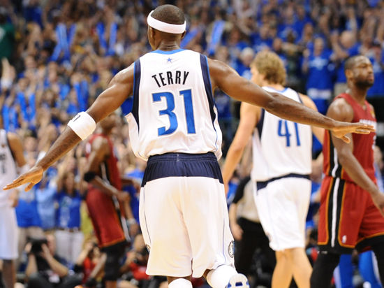 界与动作设 界与动作设